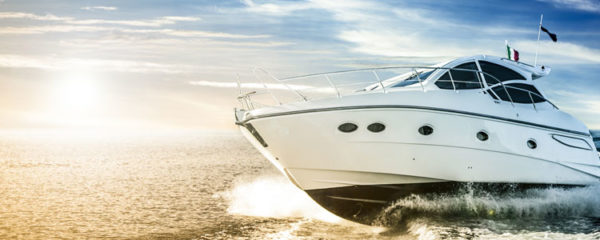 Bateau Regal
